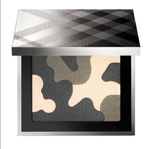 Burberry Makeup - Burberry Beauty Camo Eyeshadow Burberry Makeup - Burberry Beauty Camo Eyeshadow